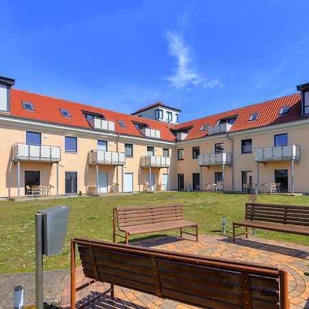 Peenemuende, Seglerhafen St Schoner 7, 13, 14 Kültér fotó