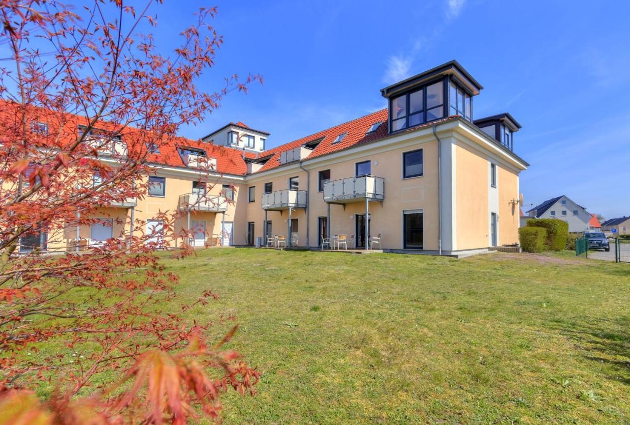 Peenemuende, Seglerhafen St Schoner 7, 13, 14 Kültér fotó