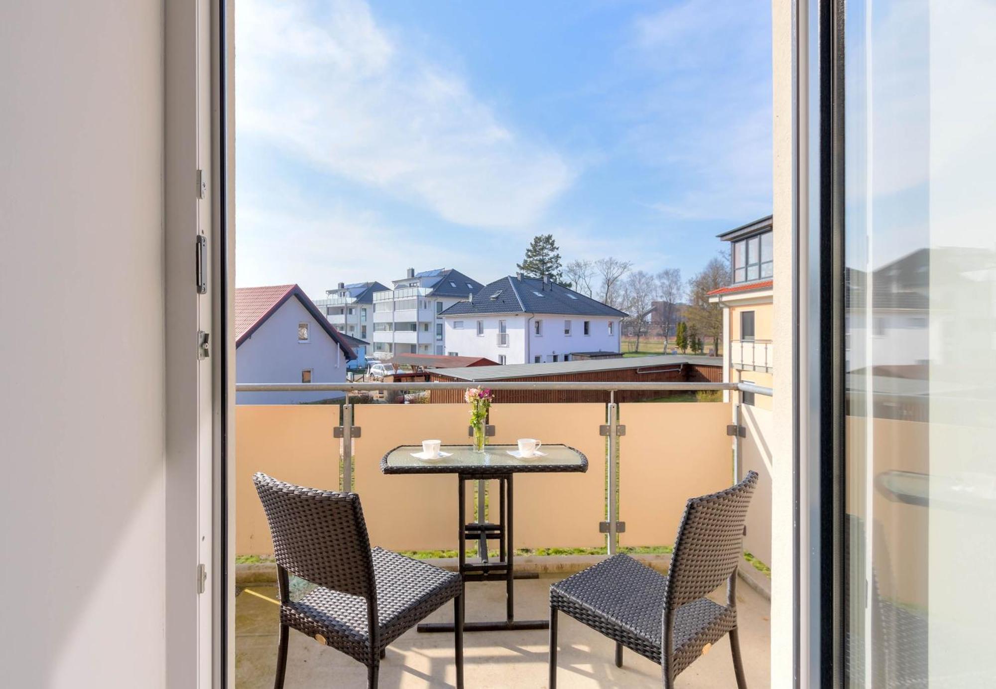Peenemuende, Seglerhafen St Schoner 7, 13, 14 Kültér fotó